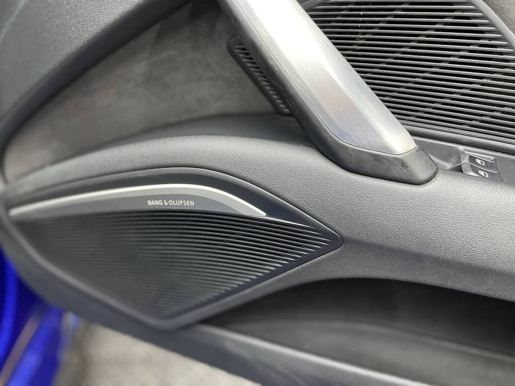 AUDI - TTS QUATTRO COUPE S TRONIC (228KW)