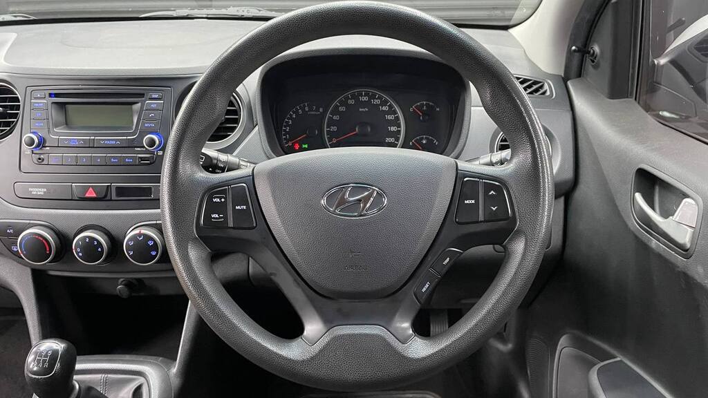 HYUNDAI - GRAND i10 1.25 MOTION