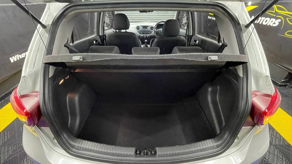 HYUNDAI - GRAND i10 1.25 MOTION