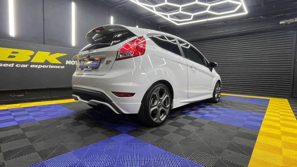 FORD - FIESTA ST 1.6 ECOBOOST GDTi