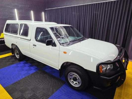 NISSAN - HARDBODY NP300 2.0i LWB P/U S/C