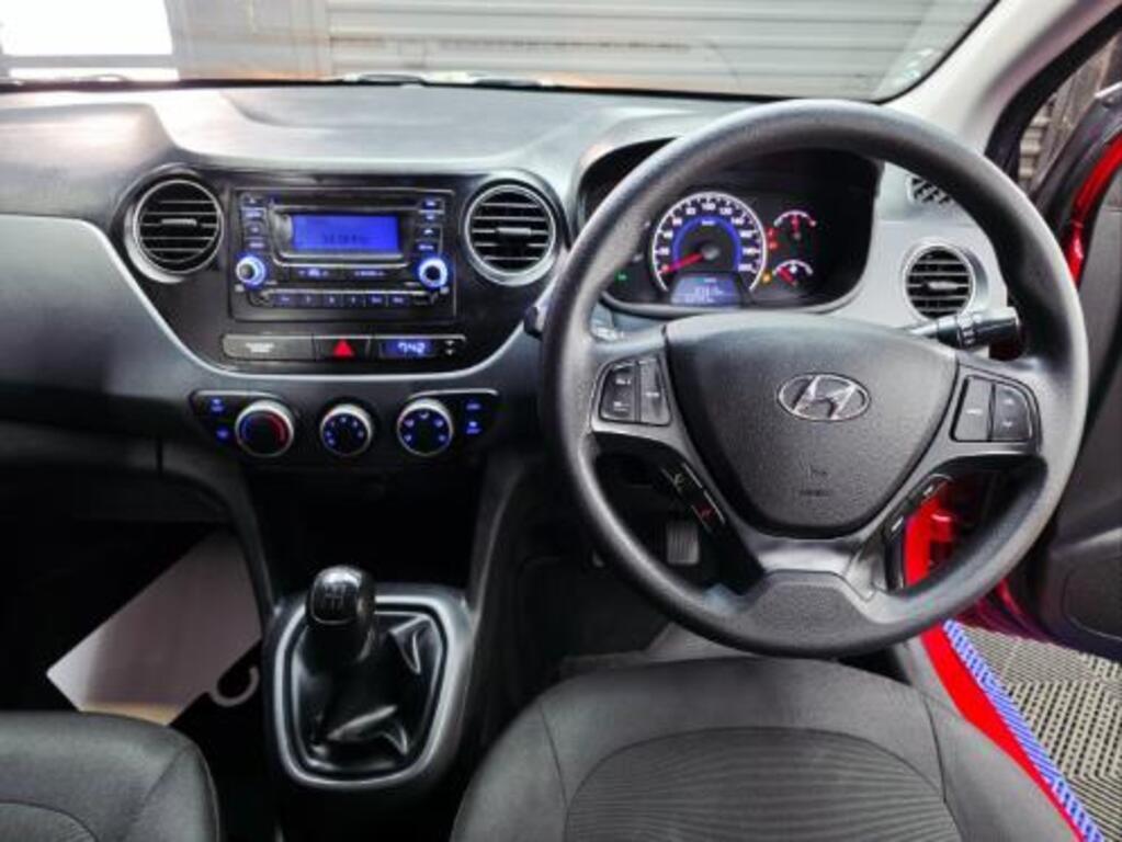HYUNDAI - GRAND i10 1.25 MOTION