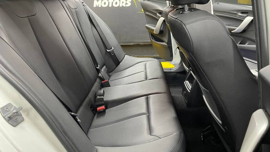 BMW - 116i SPORT LINE 5DR (F20)