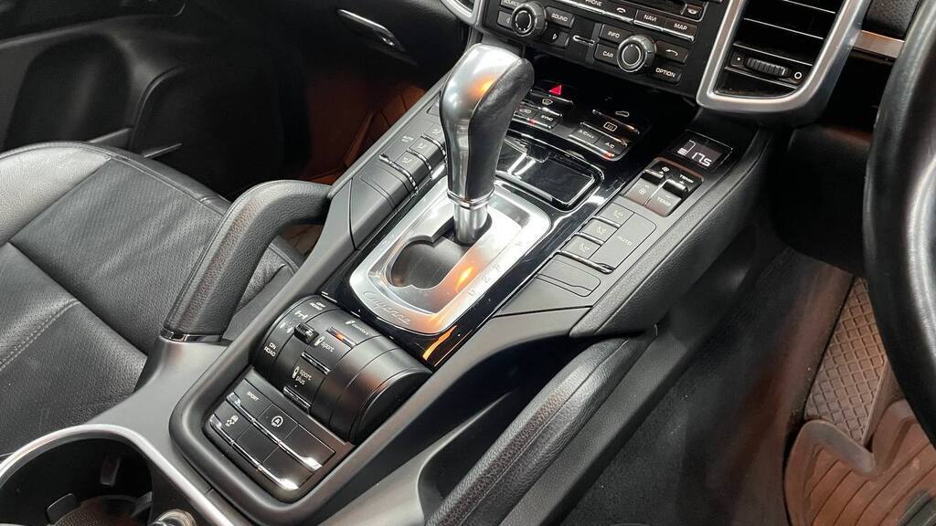 PORSCHE - CAYENNE S DIESEL (E2 GEN II)