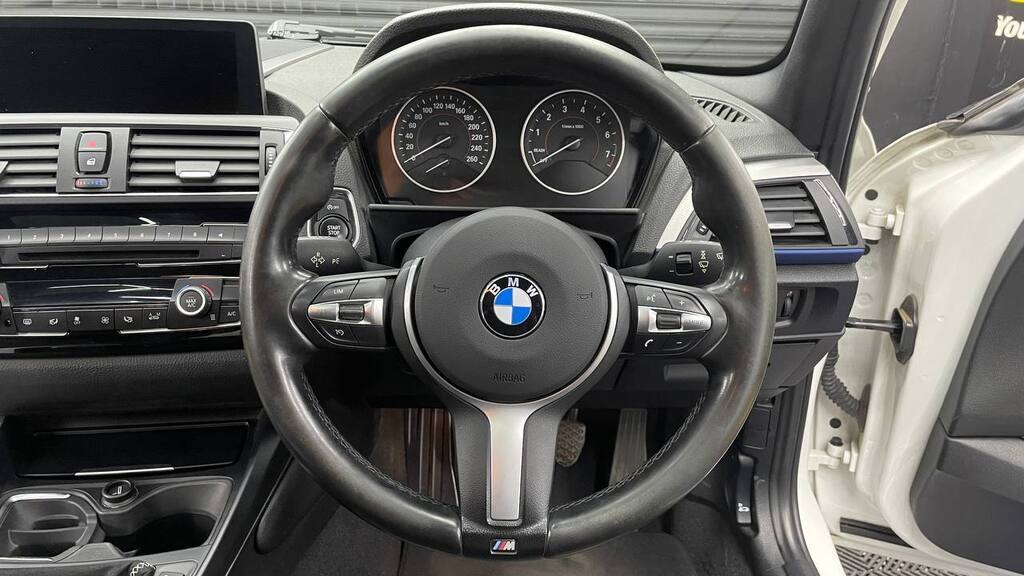 BMW - M135i 5DR (F20)