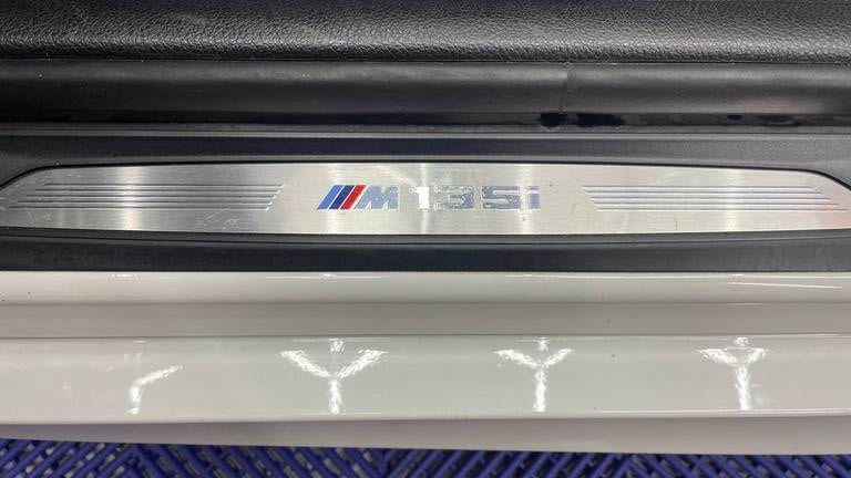 BMW - M135i 5DR (F20)