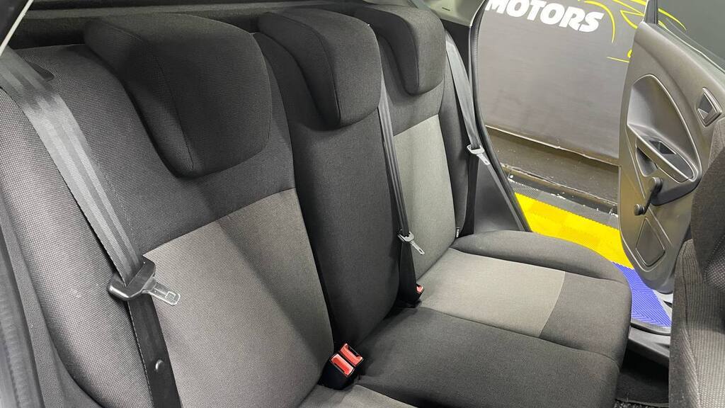 FORD - FIESTA 1.4 TREND 5DR
