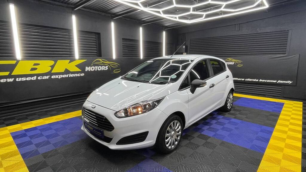 FORD - FIESTA 1.4 TREND 5DR