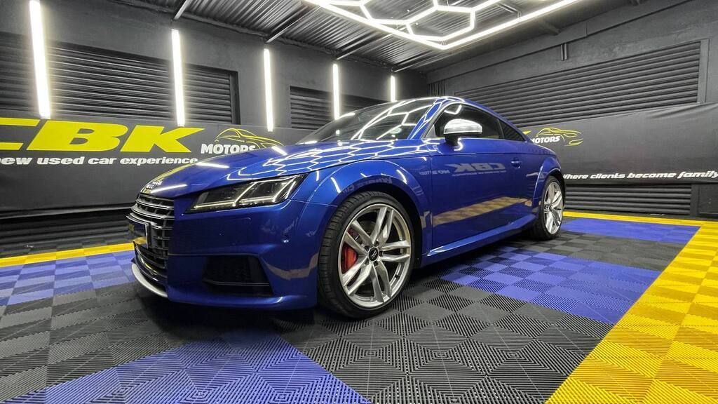 Audi TT S Coupe Quattro