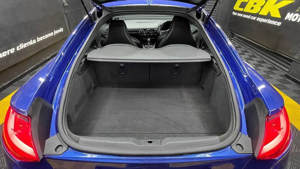 Audi TT S Coupe Quattro