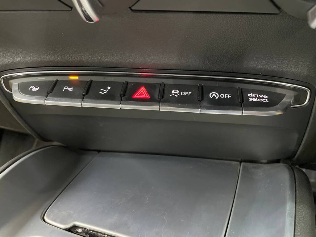 Audi TT S Coupe Quattro