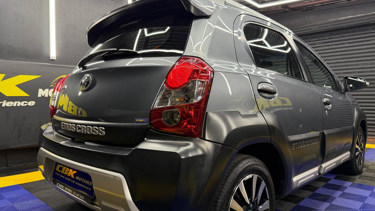 Toyota Etios Cross 1.5 Xs