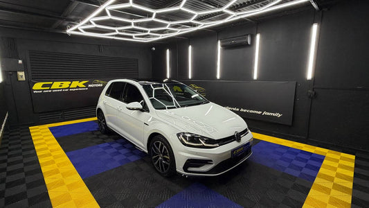 Volkswagen Golf 1.4TSI Comfortline R-Line