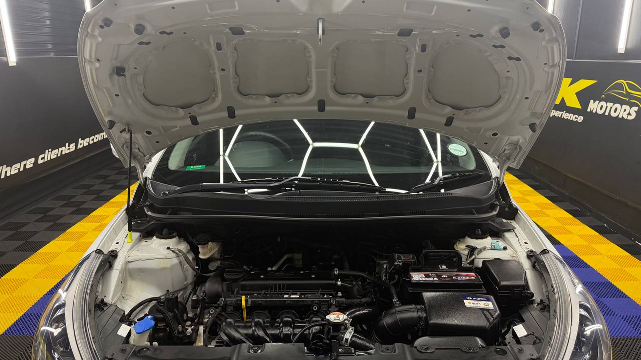 Hyundai Accent Sedan 1.6 Motion