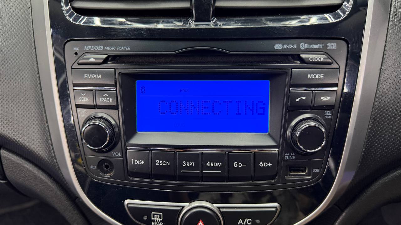 Hyundai Accent Sedan 1.6 Motion