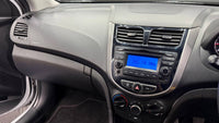 Hyundai Accent Sedan 1.6 Motion