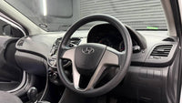 Hyundai Accent Sedan 1.6 Motion