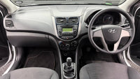 Hyundai Accent Sedan 1.6 Motion
