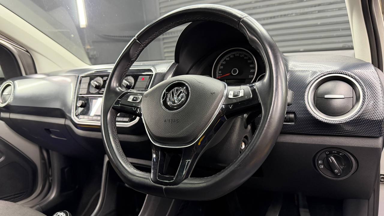 Volkswagen up! Move up! 5-Door 1.0