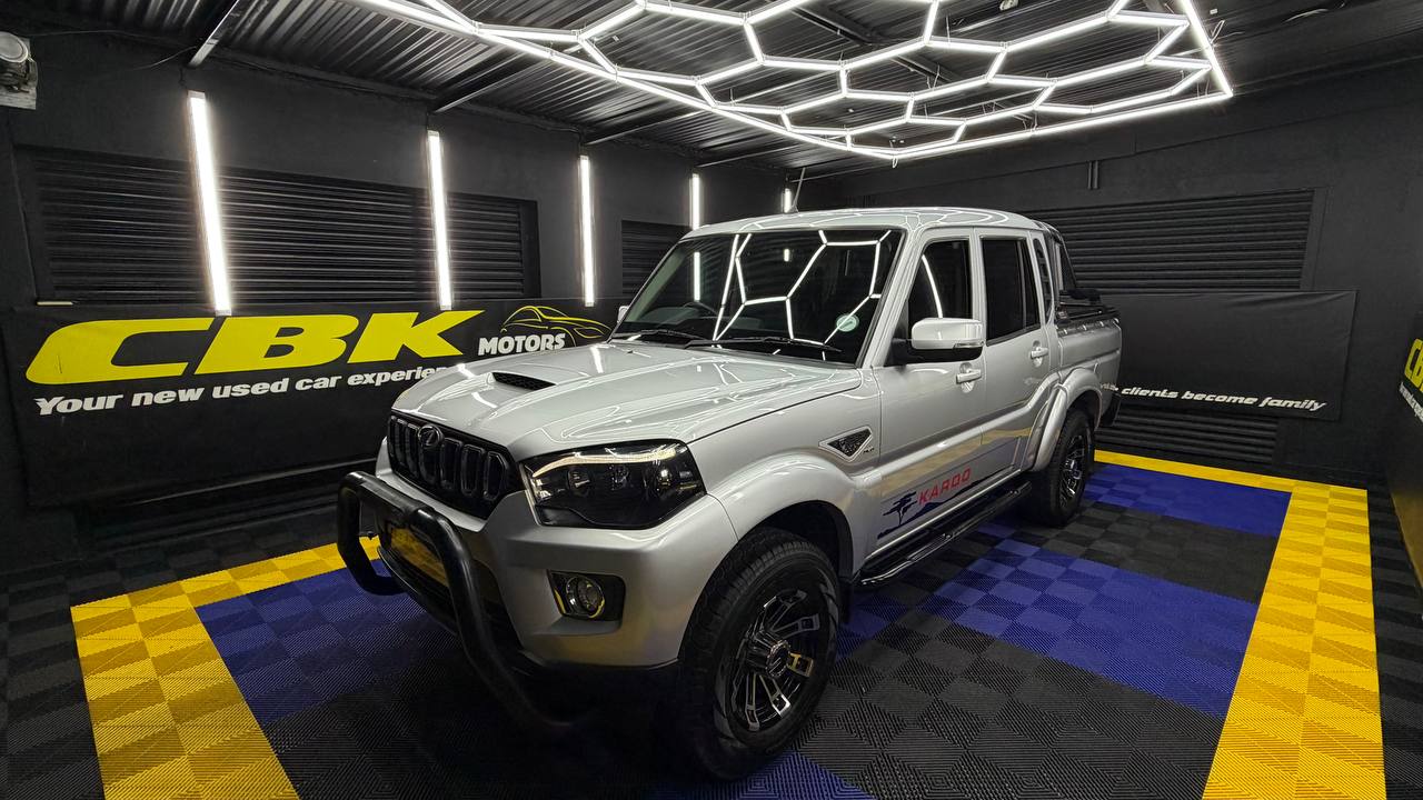 Mahindra Pik Up 2.2CRDe Double Cab S11 Karoo