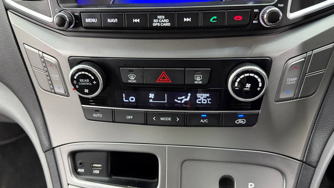 Hyundai H-1 2.5CRDi Wagon GLS