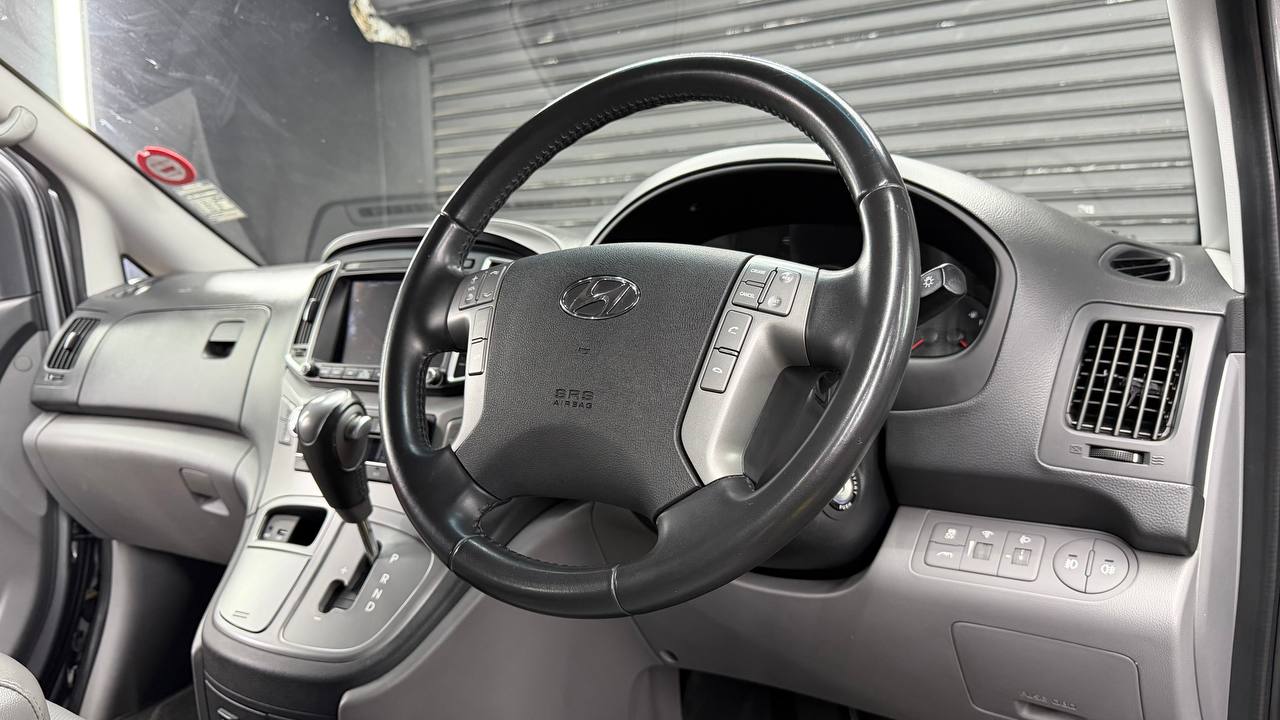 Hyundai H-1 2.5CRDi Wagon GLS