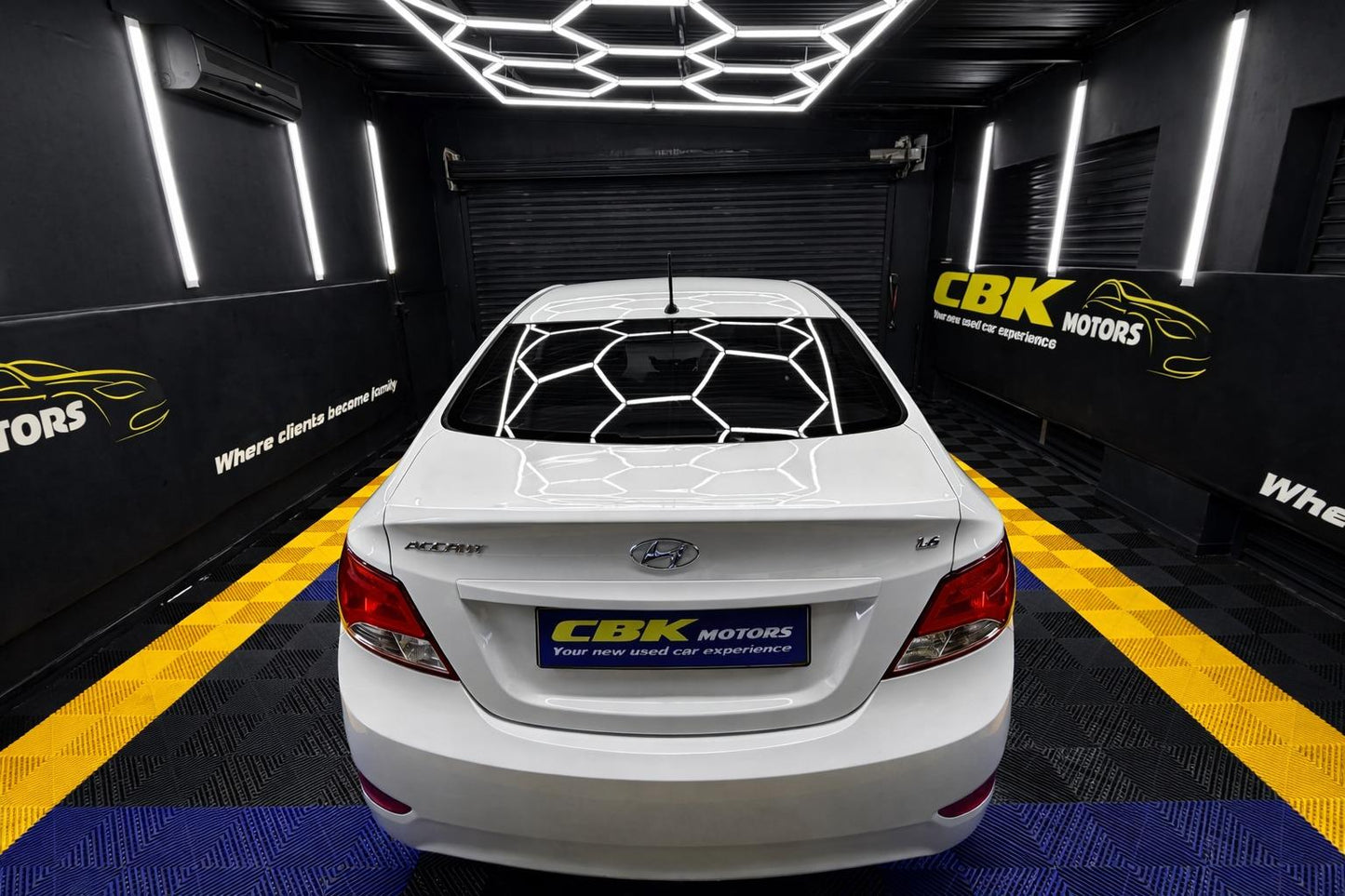 Hyundai Accent Sedan 1.6 Motion