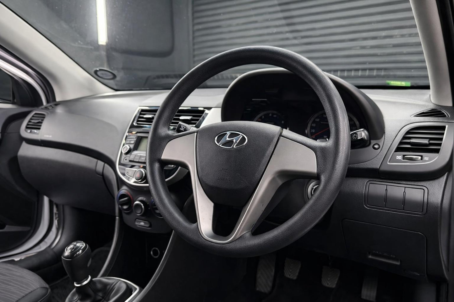 Hyundai Accent Sedan 1.6 Motion