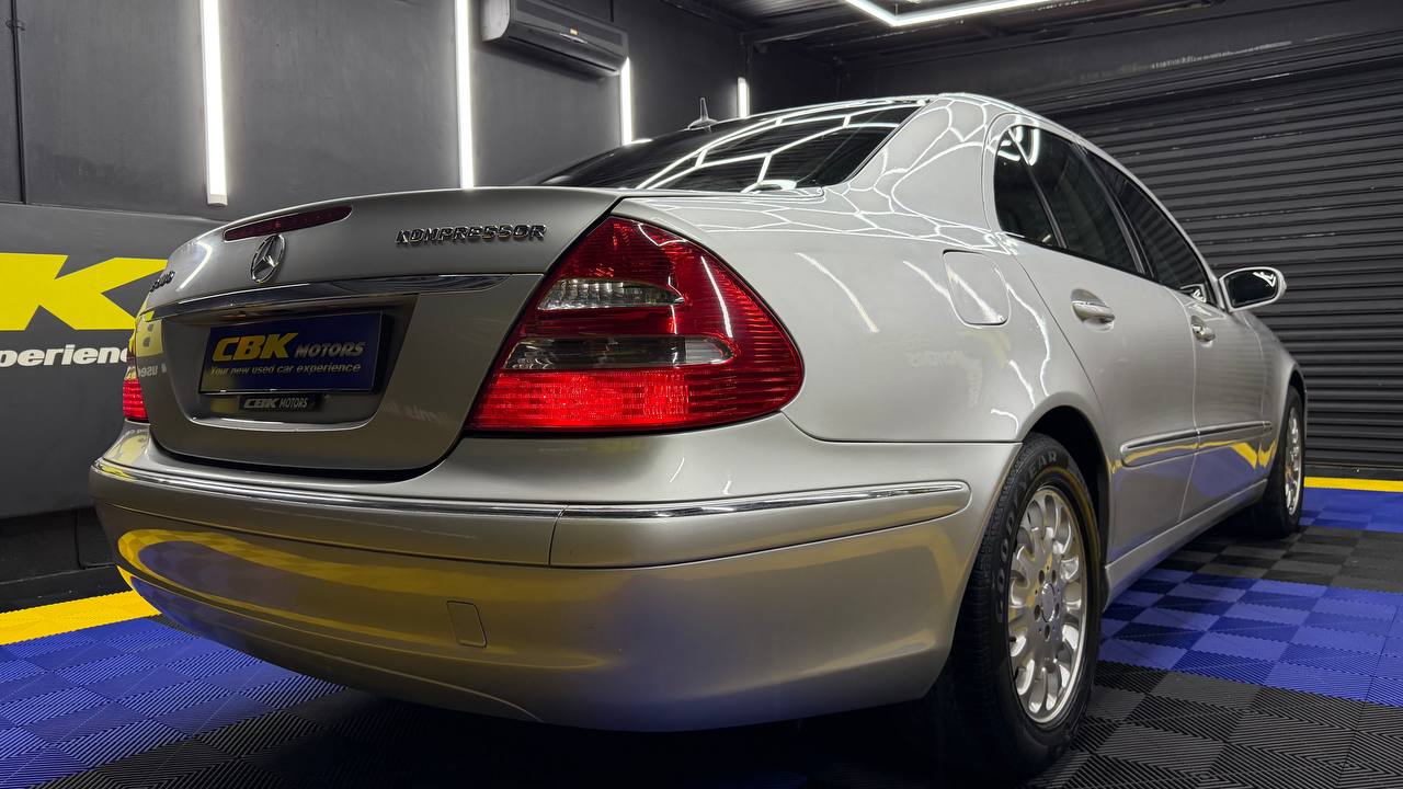 Mercedes-Benz E-Class E200 Kompressor