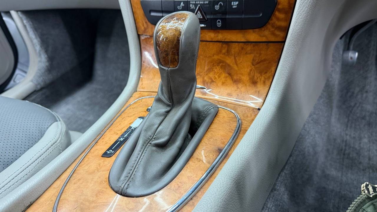 Mercedes-Benz E-Class E200 Kompressor