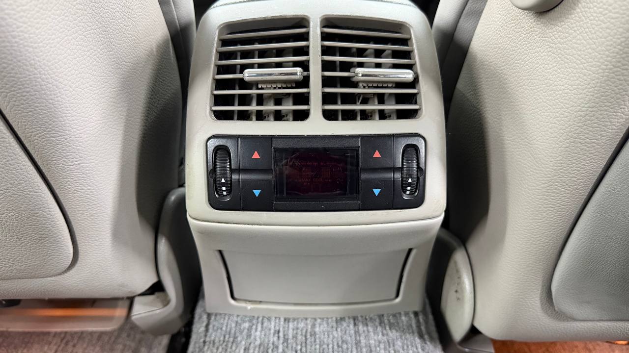 Mercedes-Benz E-Class E200 Kompressor