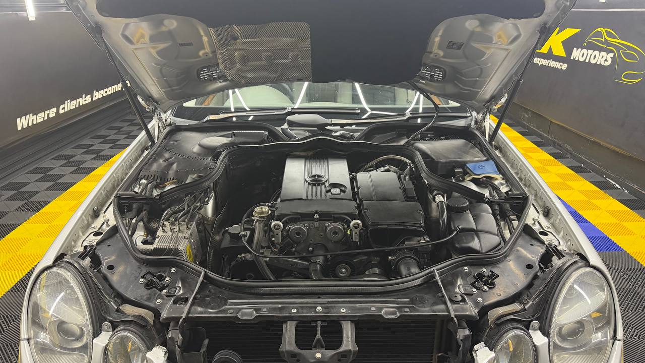 Mercedes-Benz E-Class E200 Kompressor