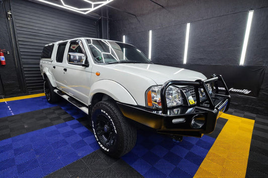 Nissan NP300 Hardbody 2.4 Double Cab 4x4