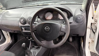 Nissan NP200 1.6i (Aircon) Safety Pack
