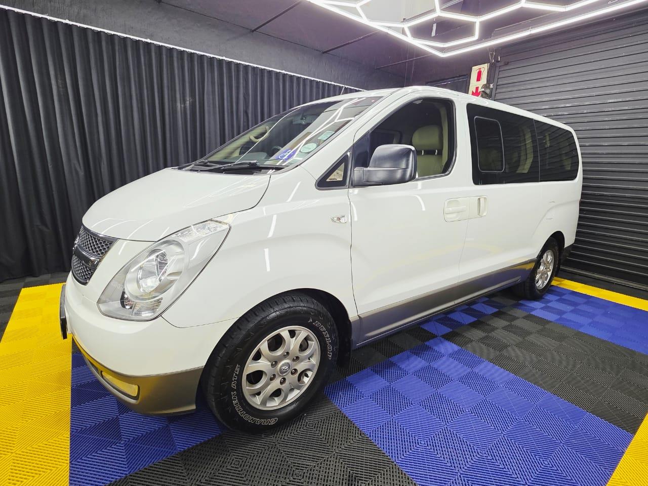 Hyundai H-1 2.5CRDi MultiCab