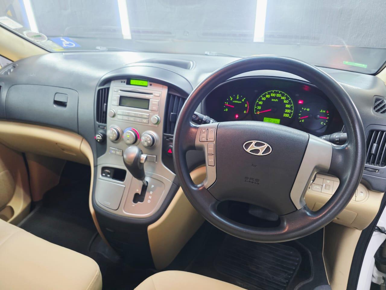 Hyundai H-1 2.5CRDi MultiCab