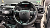 Toyota Hilux 2.4GD (Aircon)