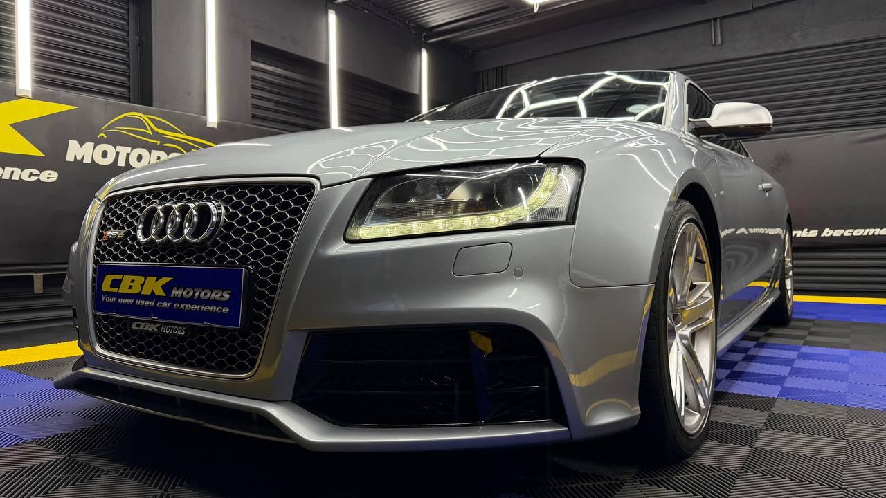 Audi RS5 Coupe Quattro