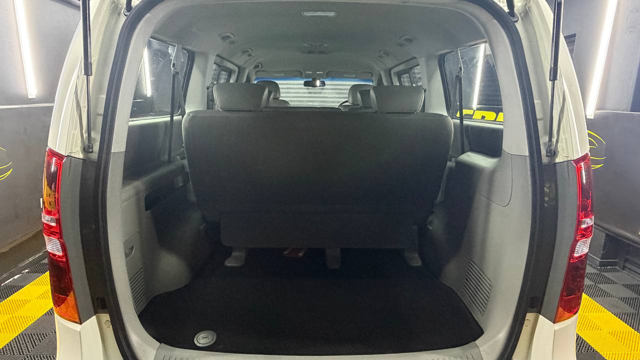 Hyundai H-1 2.5CRDi Wagon GLS