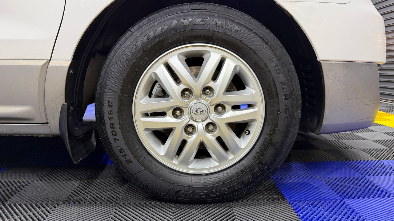 Hyundai H-1 2.5CRDi Wagon GLS