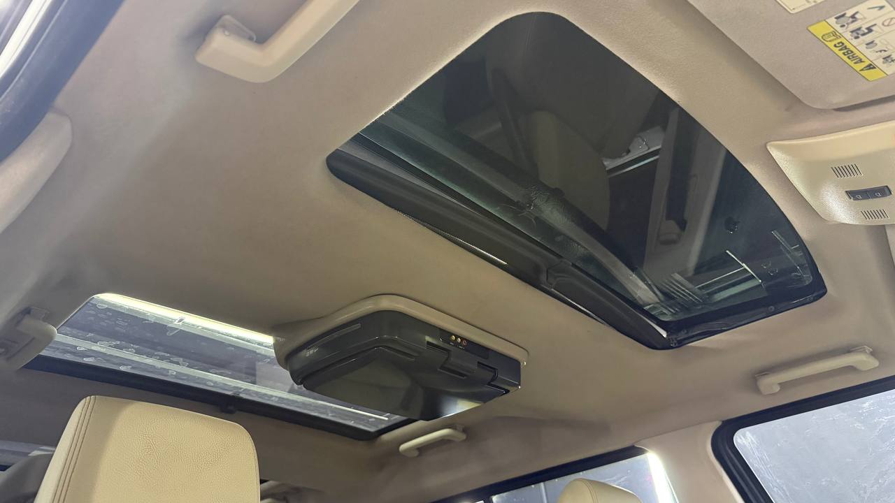 Land Rover Discovery 3 V8 SE