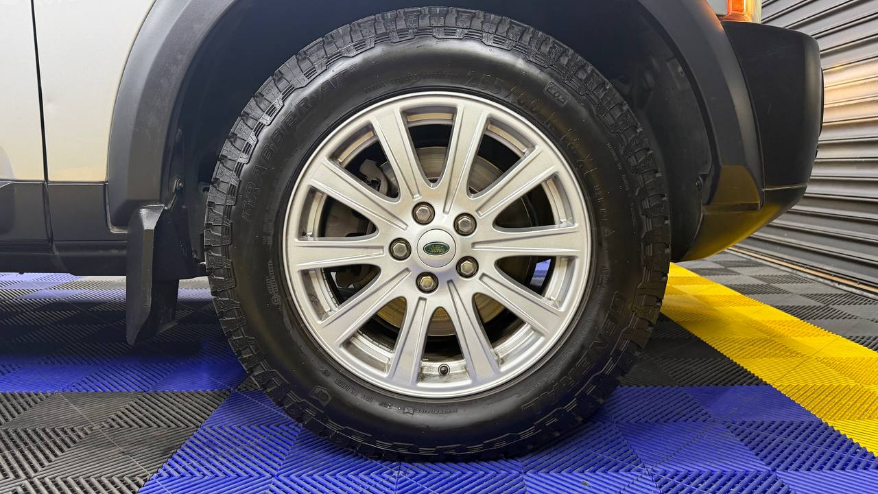 Land Rover Discovery 3 V8 SE