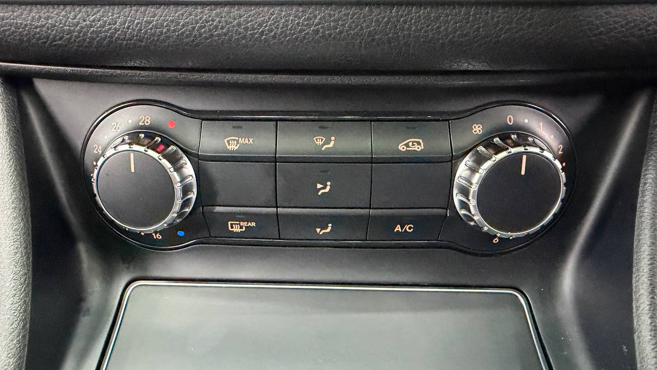Mercedes-Benz CLA CLA200 AMG Line Auto