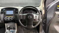 Nissan Navara 2.5dCi double cab 4x4 LE auto
