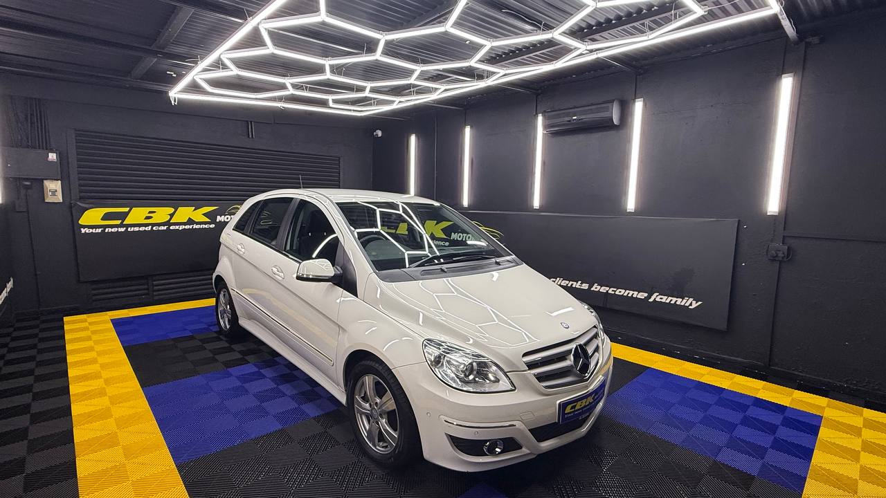 Mercedes-Benz B-Class B200 Turbo Auto