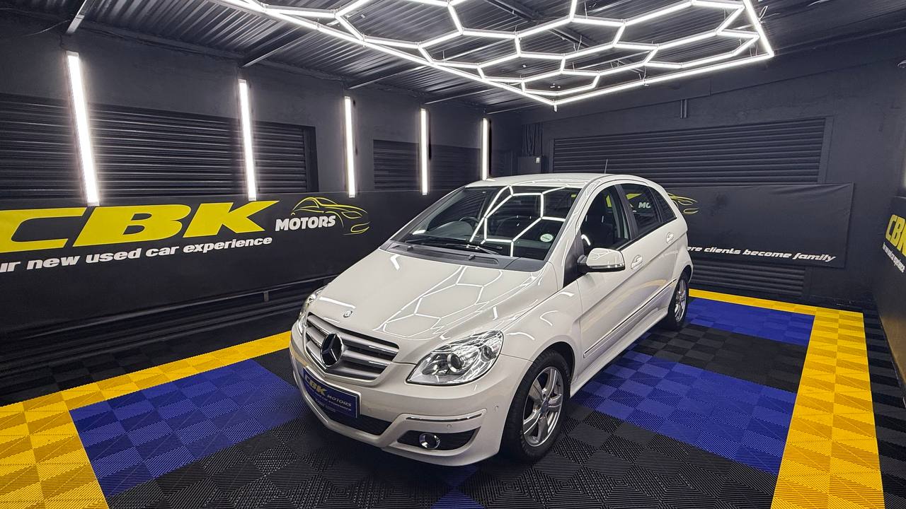 Mercedes-Benz B-Class B200 Turbo Auto