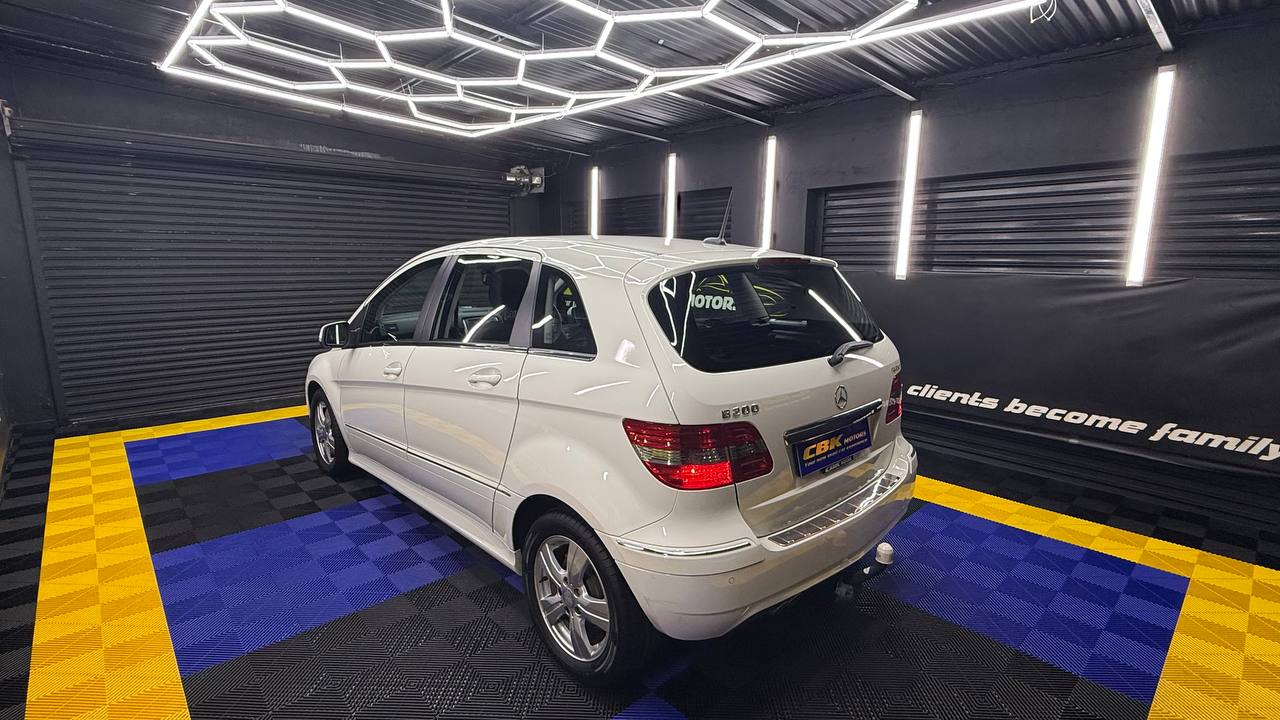 Mercedes-Benz B-Class B200 Turbo Auto