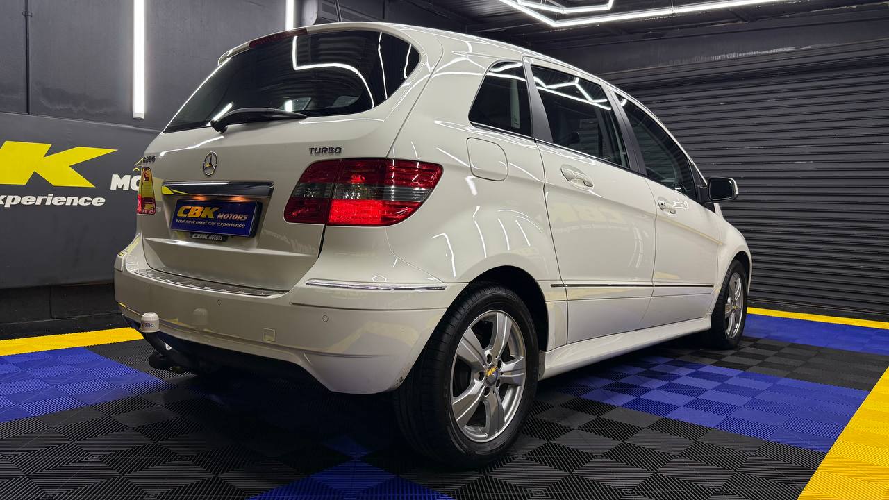Mercedes-Benz B-Class B200 Turbo Auto