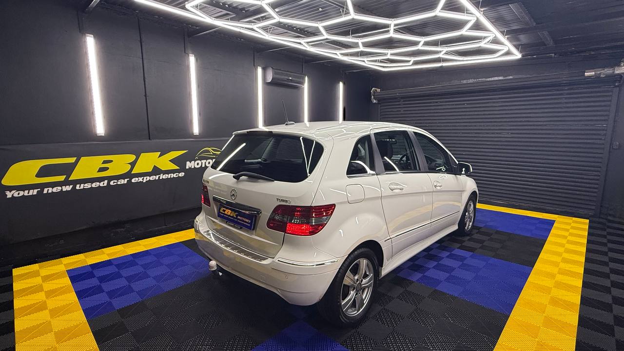 Mercedes-Benz B-Class B200 Turbo Auto