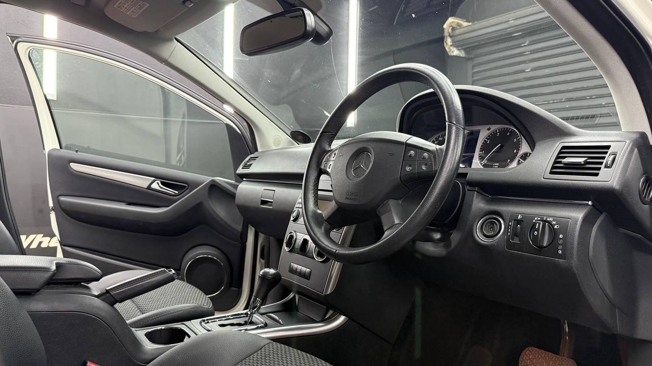 Mercedes-Benz B-Class B200 Turbo Auto